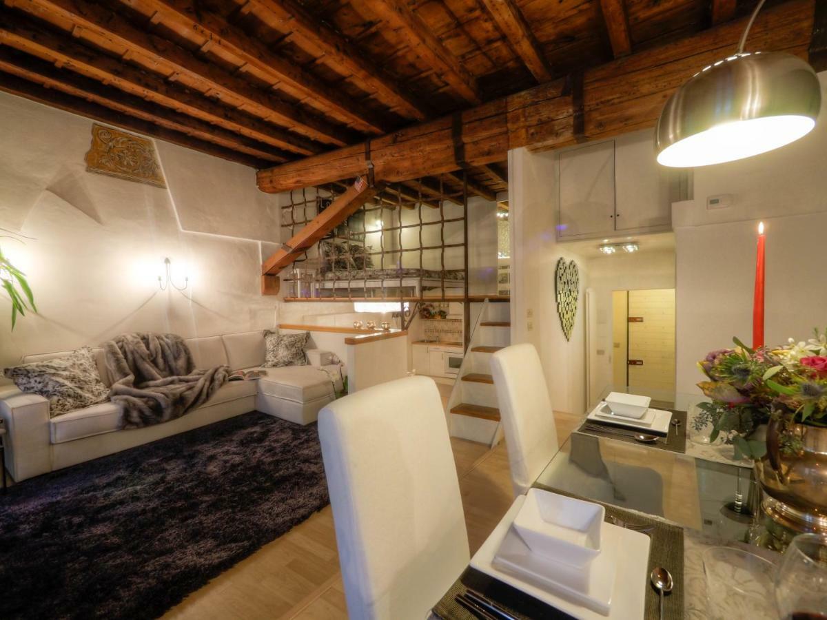 Apartamento Casa Archi - Vista Sul Fiume Verona Exterior foto